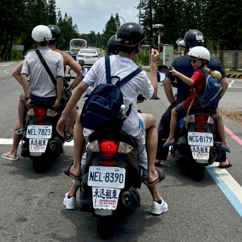 Traveling on the Cheap: A Veteran’s Guide to Living Fully on the&nbsp;Road